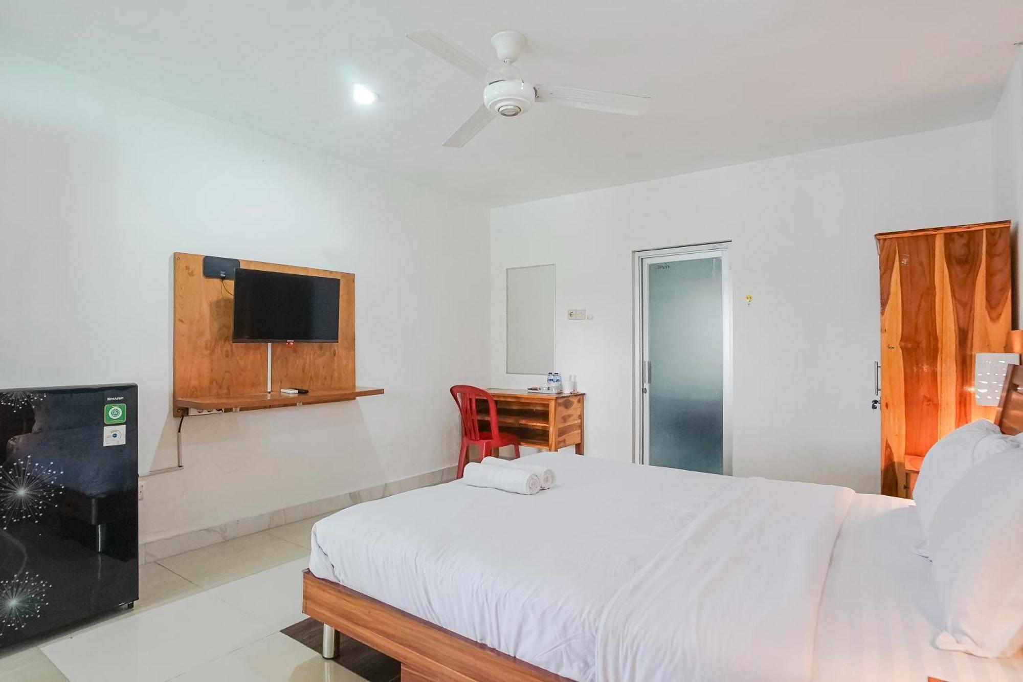Kos 168 Jimbaran Hotel Bagian luar foto